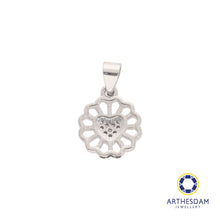 Load image into Gallery viewer, Arthesdam Jewellery 925 Silver Daisy Flower Heart Pendant
