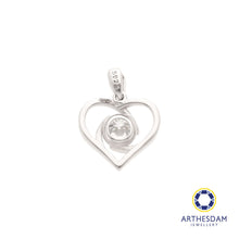 Load image into Gallery viewer, Arthesdam Jewellery 925 Silver Moissanite 3 Hearts Pendant
