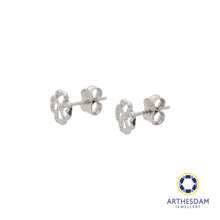 Load image into Gallery viewer, Arthesdam Jewellery 18K White Gold Lucky Clover Earring
