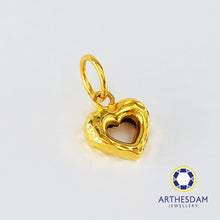 Load image into Gallery viewer, Arthesdam Jewellery 916 Gold Solo Heart Pendant
