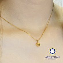 Load image into Gallery viewer, Arthesdam Jewellery 916 Gold Solo Heart Pendant
